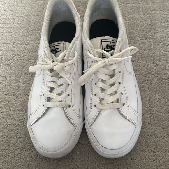 Nike Women’s Court Royale Sneakers - Picture 2 of 5